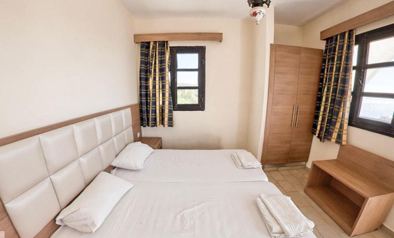 Coralli Apartments Pefki  Экстерьер фото