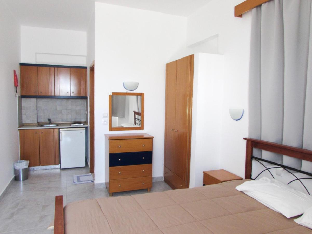 Coralli Apartments Pefki  Экстерьер фото